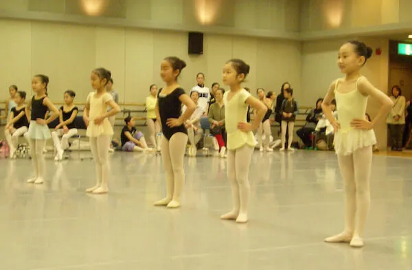 バレエレッスン始めるよー相模原のバレエ野沢きよみバレエスタジオ